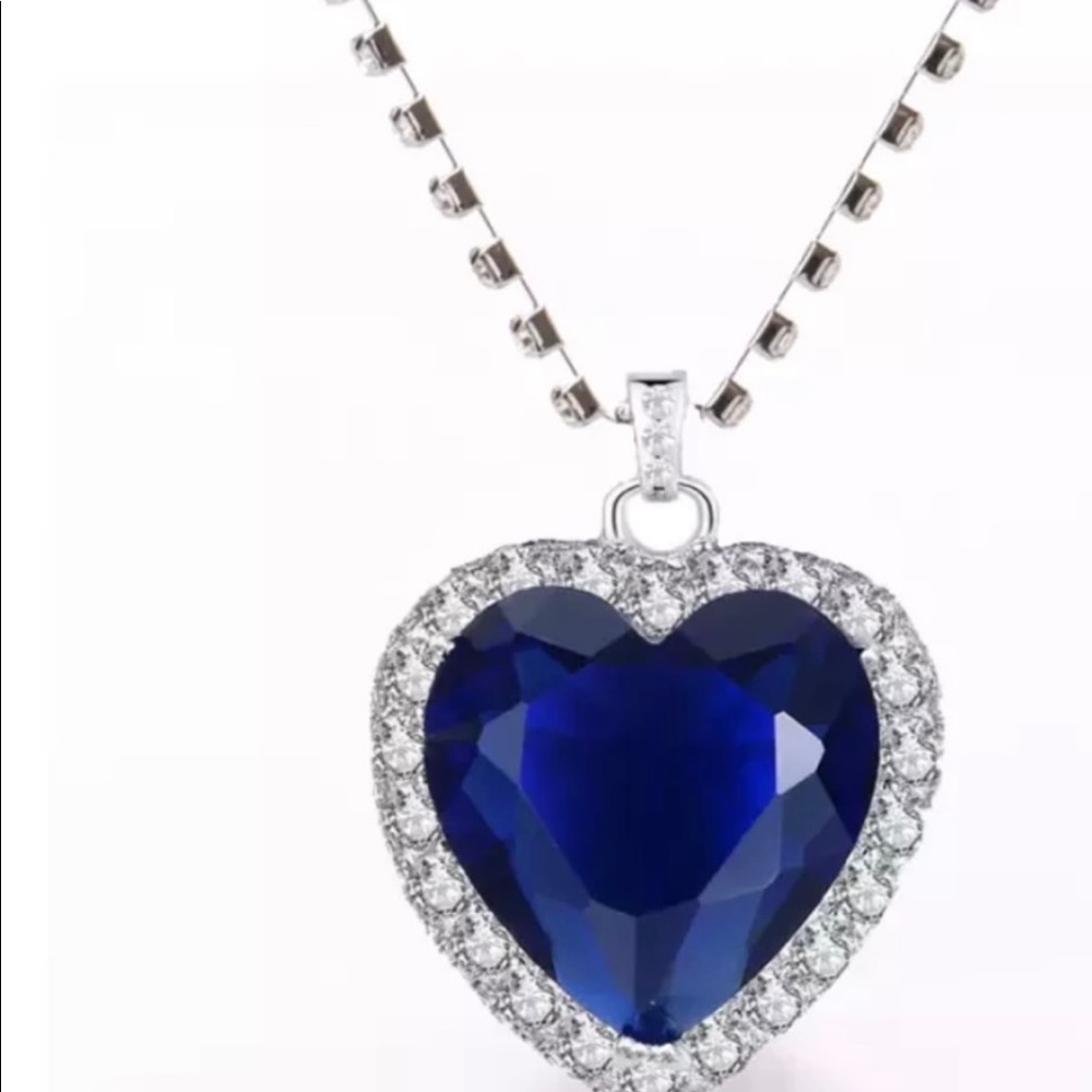 Titanic heart necklace - Picture 2 of 2